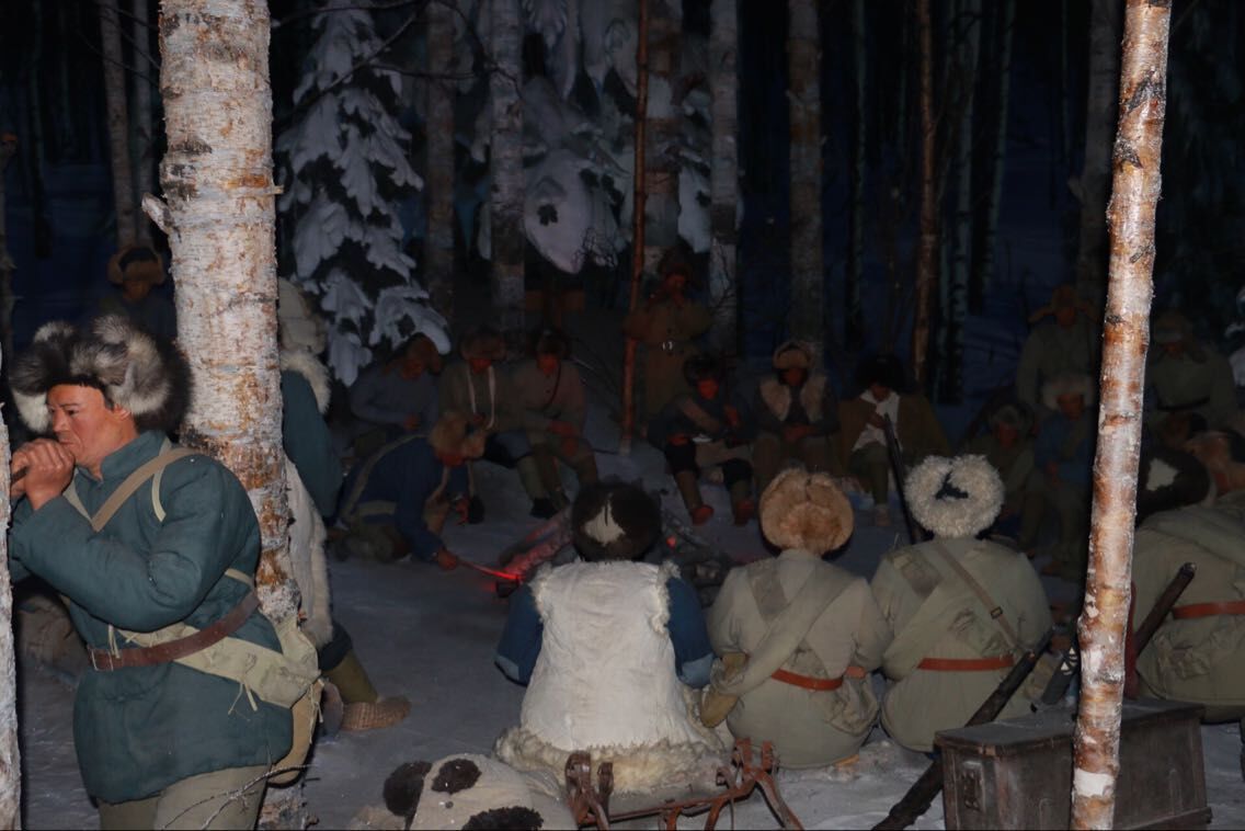 ���š�һ�ˡ��o���^�ȷ�ӳ����ʿ��η������Ӣ�¿������龰Ϟ��Ⱥ����ꑼӽ� �z��